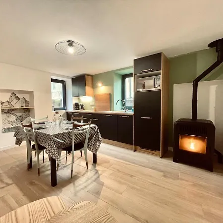 La Petite Maison Casa de Férias Villargondran