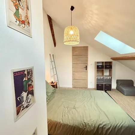 Semesterbostad La Petite Maison